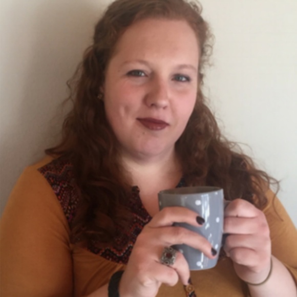 Meet the Posher Other - Meet your Posher, Danielle